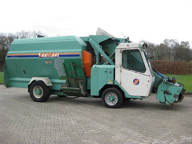 Voermengwagen Storti Bulldog