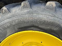 John Deere CEAT VF 650/65 R 42 & CEAT VF 540/65 R 30 ( John Deere 6 175R)