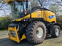 New Holland FR9060