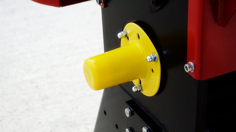 Häcksler Holz Red Dragon R-120 Holzhäcksler Holzschredder Holzhacker Schredder REMET