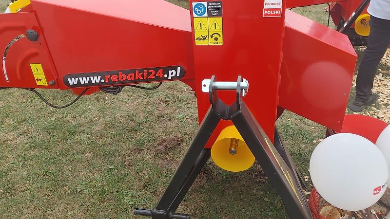 Häcksler Holz Red Dragon R-120 Holzhäcksler Holzschredder Holzhacker Schredder REMET