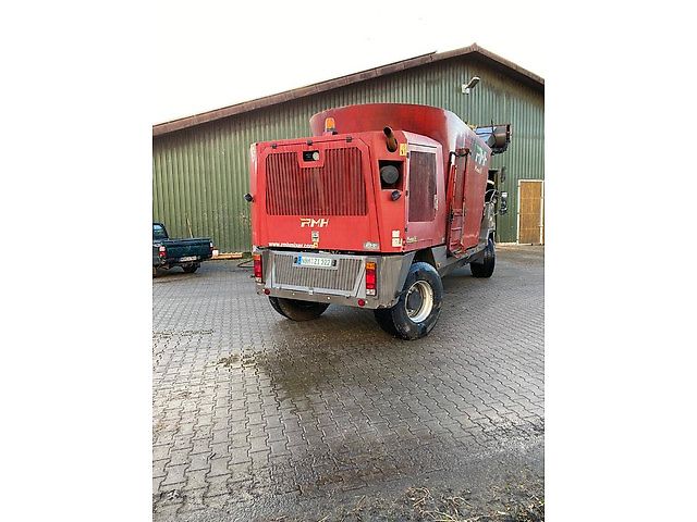 Voermengwagen RMH Mixellent 24