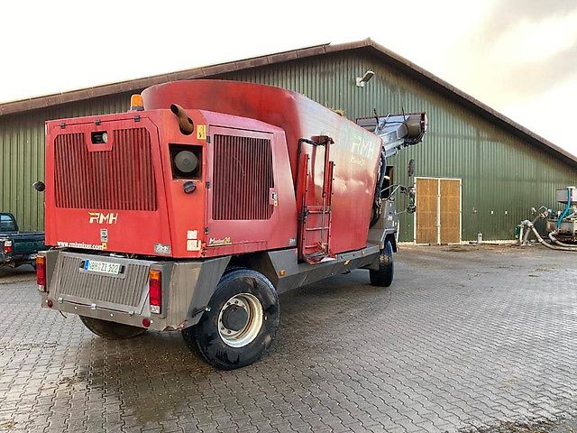 Voermengwagen RMH Mixellent 24