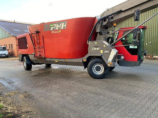 Voermengwagen RMH Mixellent 24