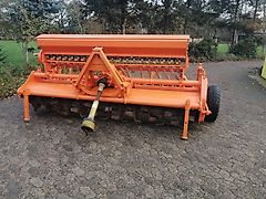 Howard Howard Howard Sämavator 312cm Arbeitsbreite Howard Rotavator mit Pakerwalze&Saatkasten zur Direktsaat 17 Reihen Reihenabsatnd 18cm oderals Breitsaat mit 6 cm Breitsaatstreifen Keien Maschio,Celli,Krone Bodenfräsemit 300cm Arbeitsbreite