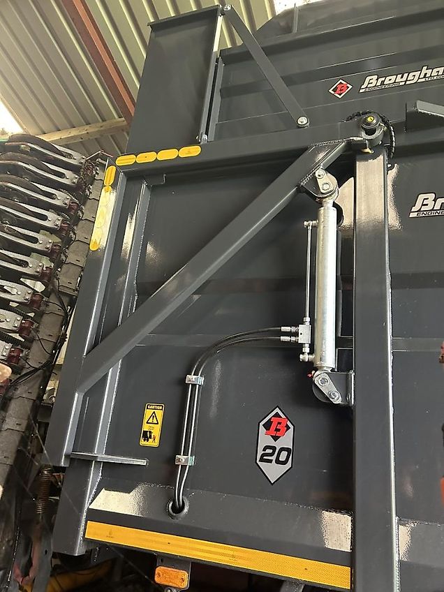 Broughan NEW 16 Tonne Silage Trailer Grey