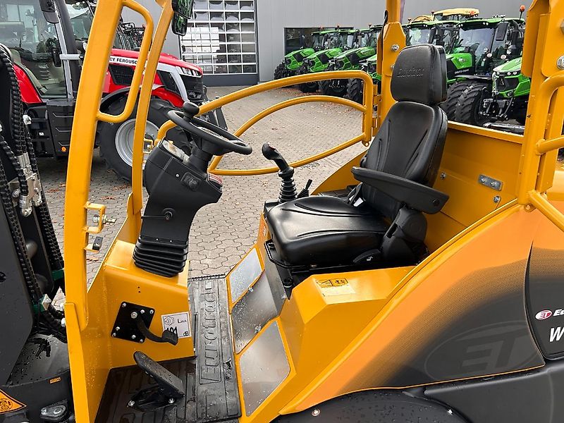 Eurotrac W12 S Schutzdach