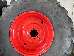 Trelleborg Kompletträder hinten für Claas Axion 8xx in 710/70R38