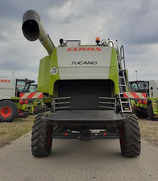 Claas TUCANO 570