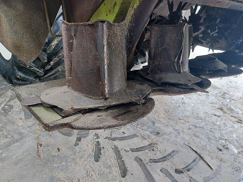 Claas disco 8500C en frontmaaier disco 3050 C