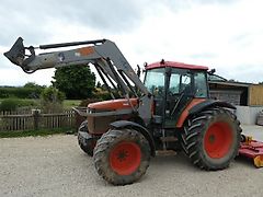 Kubota m105s 4wd tractor with loader year 2006