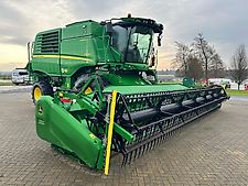 John Deere T670 HillMaster