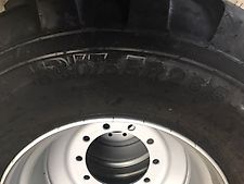 BKT 650/55 R26.5 BKT FL 630 op velg