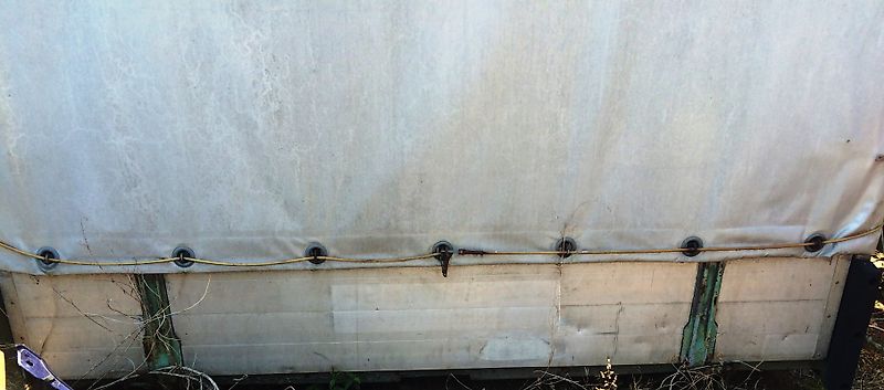 Müller Plattform mit Plane - Heckcontainer mit Pritsche