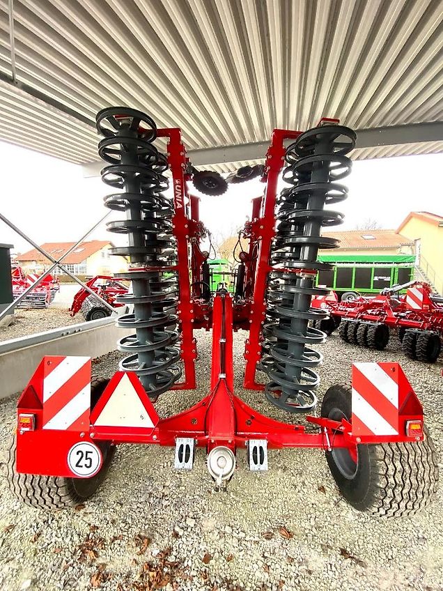 Unia Ares XL H 6 Kurzscheibenegge mit Fahrgestell 6m Doppel U-Walze