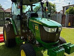John Deere 4066R