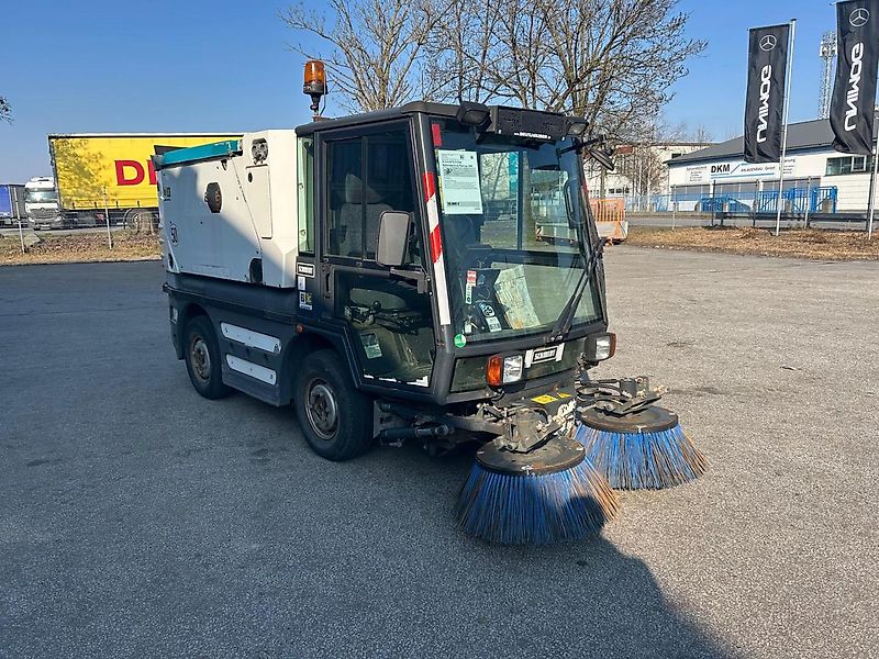 Schmidt Swingo 200 Kehrmaschine