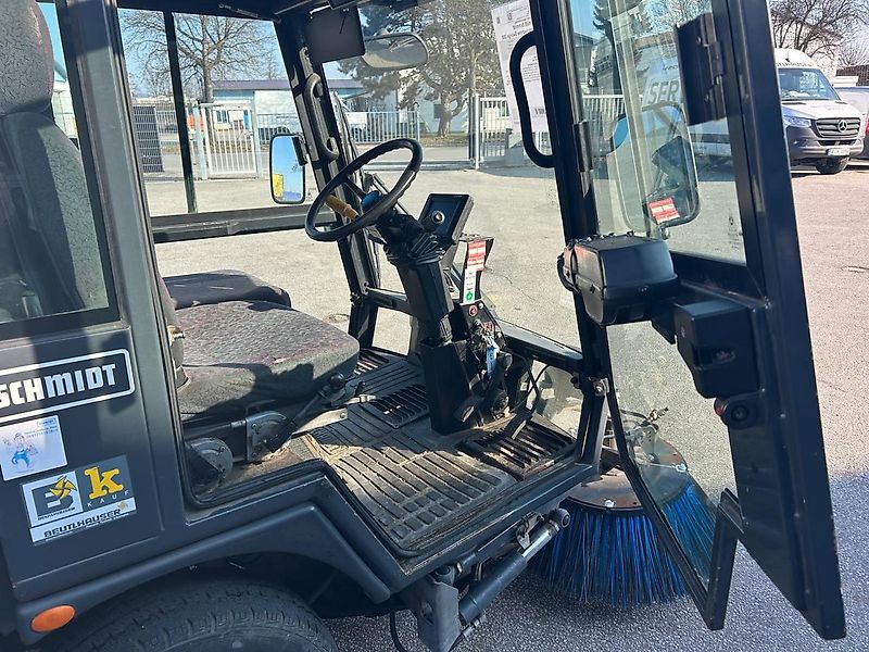 Schmidt Swingo 200 Kehrmaschine