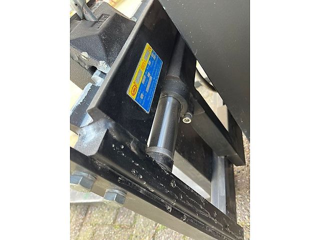 Hyundai 25B-7A Heftruck