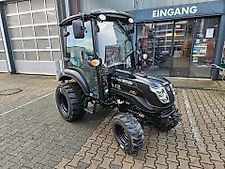 Solis 26 9+9 Panther, mit Kabine und Industrie