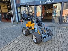 Giant G1100 Hoflader, Radlader 21.000€ netto
