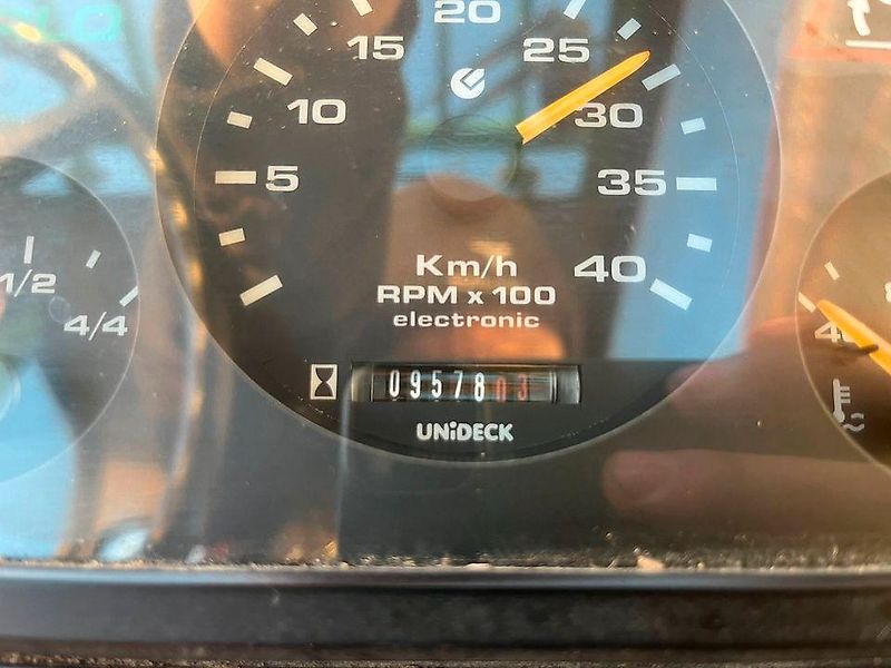 Merlo P26.6 incl. Erdschaufel