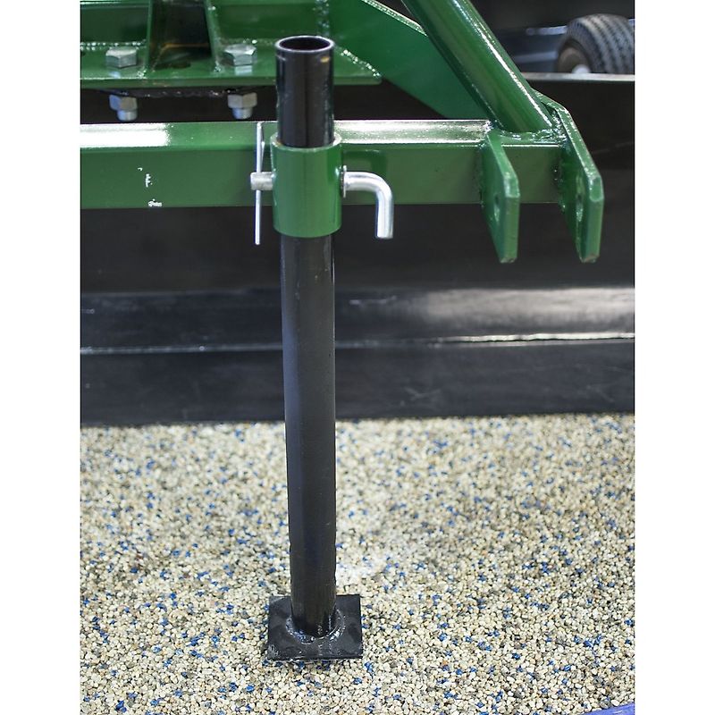 Planierschieber 2,30 m Planierschild Gräter Räumschild mit Rädern Winterdienst Kellfri