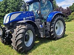 New Holland t7 225 blue power