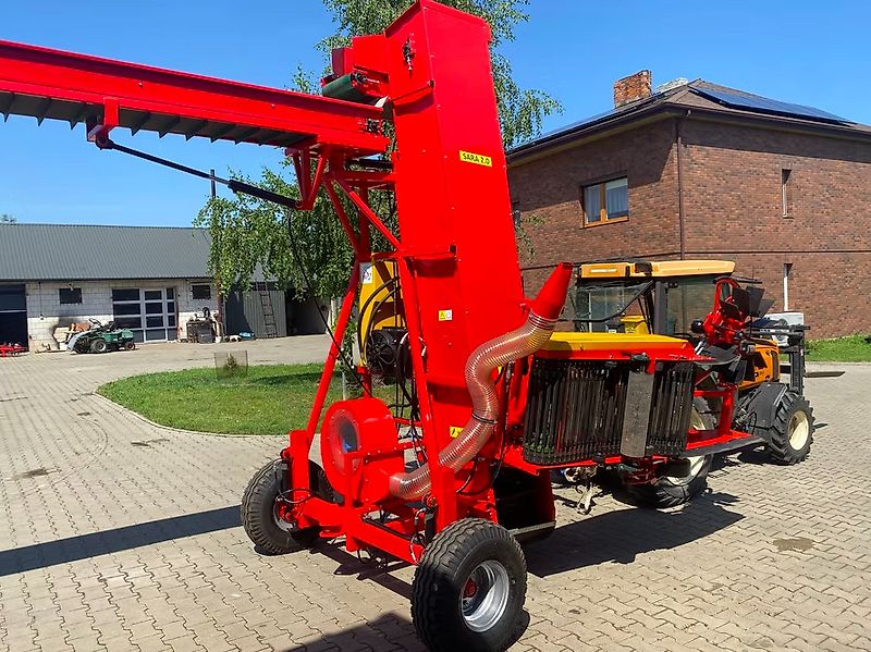 FMS Kurek Kombajn do zbioru jabłek przemysłowych SARA 2.0