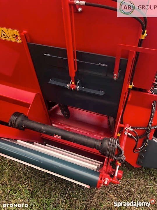 FiMAKS Poziomy wóz paszowy Fimaks FMHI 12m3