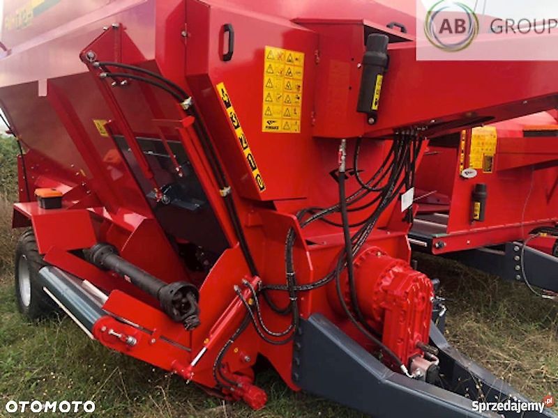 FiMAKS Poziomy wóz paszowy Fimaks FMHI 12m3