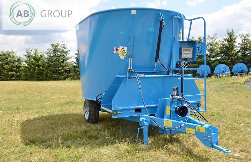 Zamet wóz paszowy Fider 10 m3