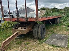 Artic trailer