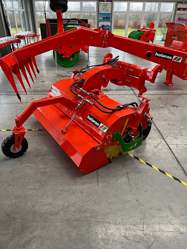 Holaras H 150 Kehrbesen Hoflader Euroaufnahme Frontlader