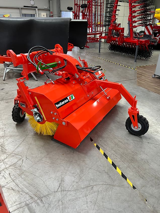Holaras H 150 Kehrbesen Hoflader Euroaufnahme Frontlader
