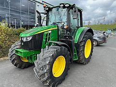John Deere 6120M