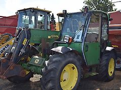 John Deere 3200