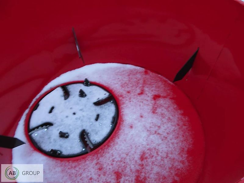 MCMS Warka rozścielacz słomy RS-16/B