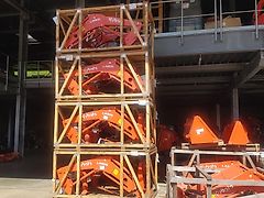 Kubota LA805