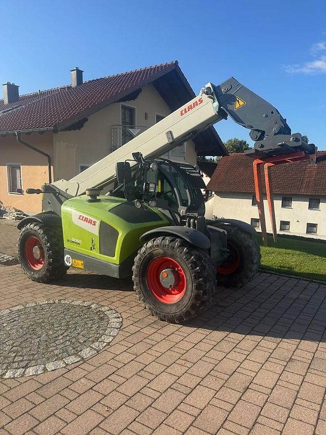 Claas Scorpion 9055