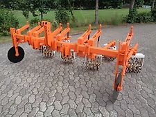 Schmotzer Howard Rollhacke 300 cm Arbeitsbreite 4 reihiger Rollkultivator mit Scheibensechen zur Spurführung bis 75 cm Arbeitsbreite je Reihe in Topzustand