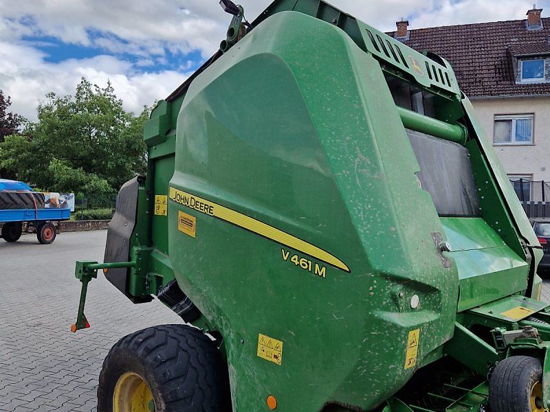 John Deere V461M