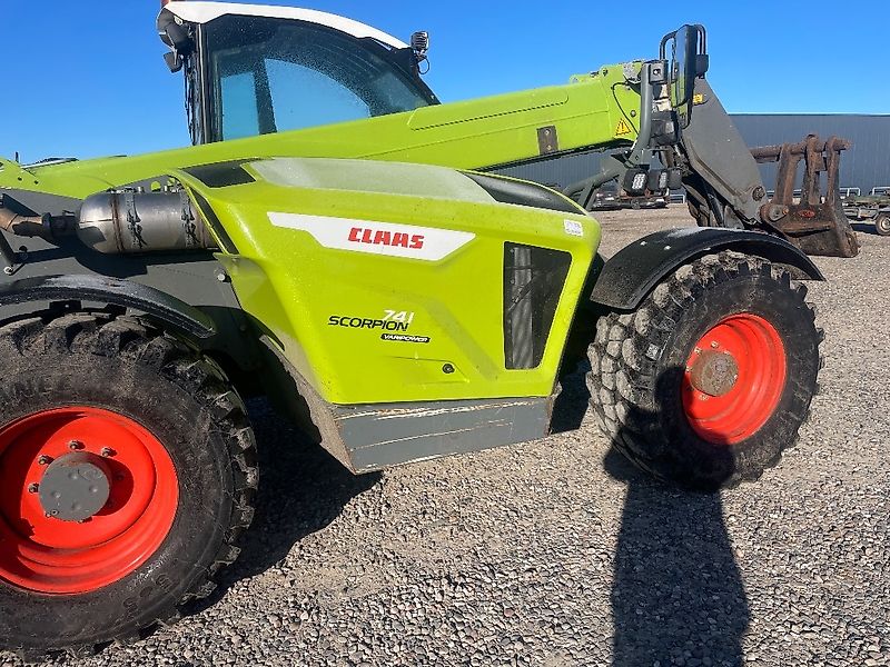 Claas Scorpion 741 Varipower