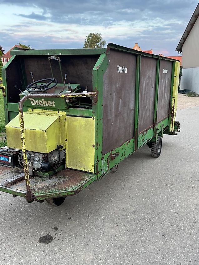 Dreher Futterverteilwagen