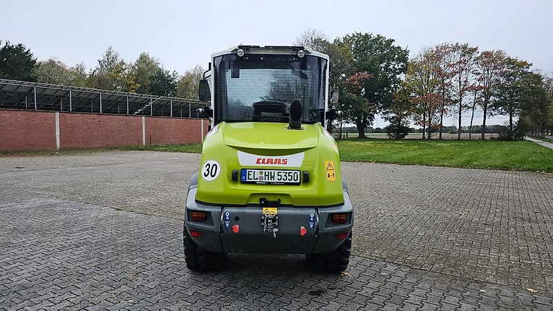 Claas Torion 535