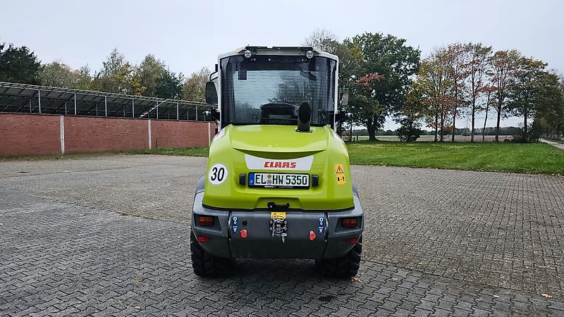Claas Torion 535