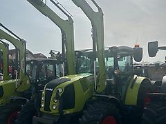 Claas Arion 420 Panoramic Traktor mit Frontlader