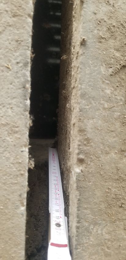 170 Betonspalten, Rinderspalten, Spaltenboden  80 cm x 300 cm aus Umbau L 203, neuwertiger Zustand