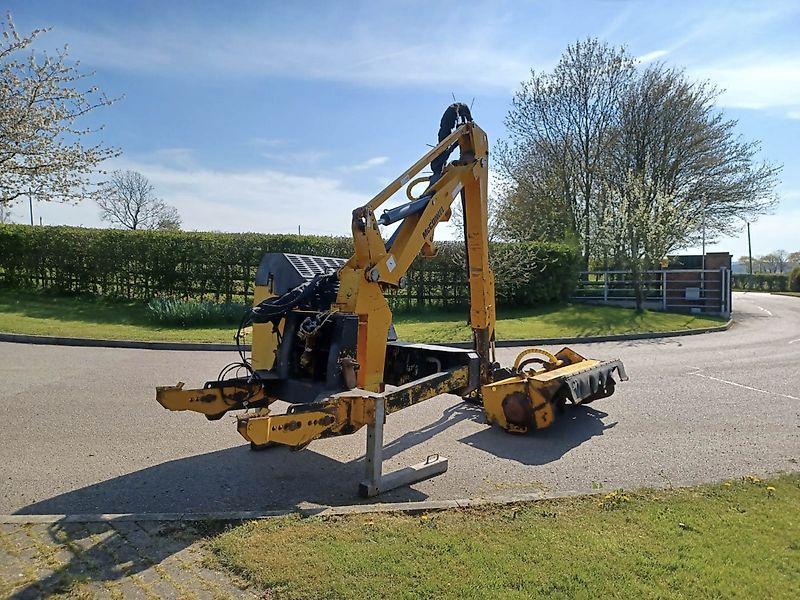 McConnel USED McConnel PA6500T Hedgecutter for Sale