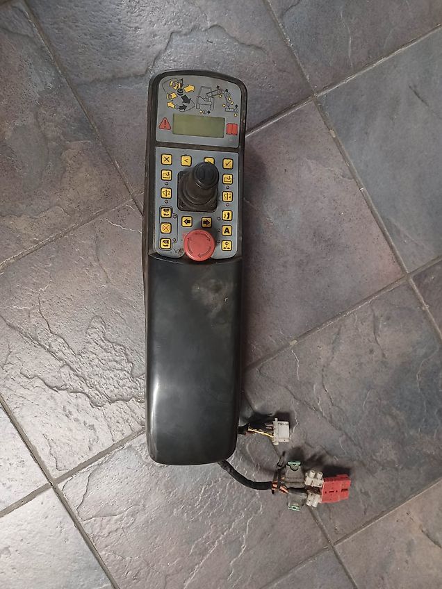 McConnel USED McConnel PA6500T Hedgecutter for Sale